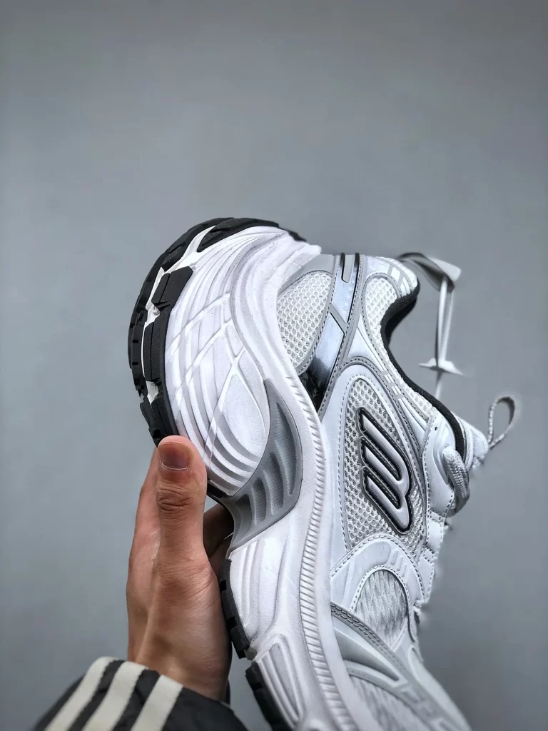 SneakPulse