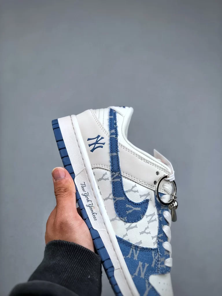 SneakPulse