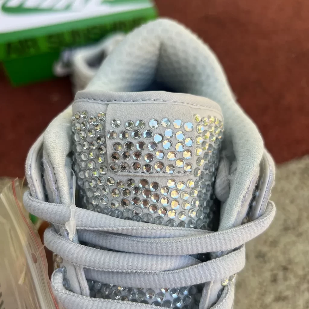 SneakPulse