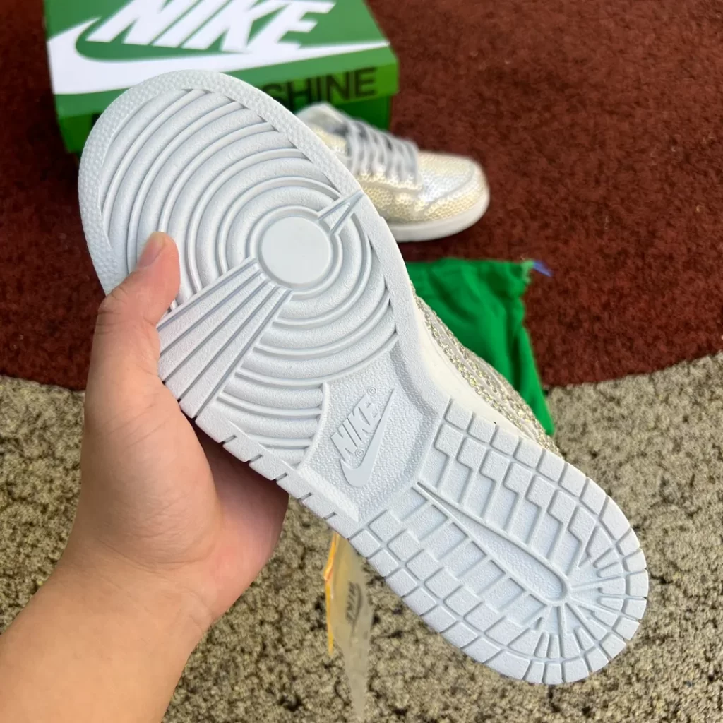 SneakPulse