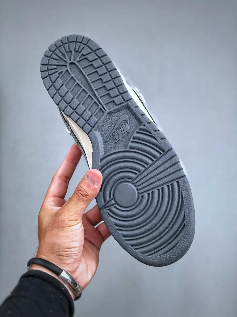 SneakPulse