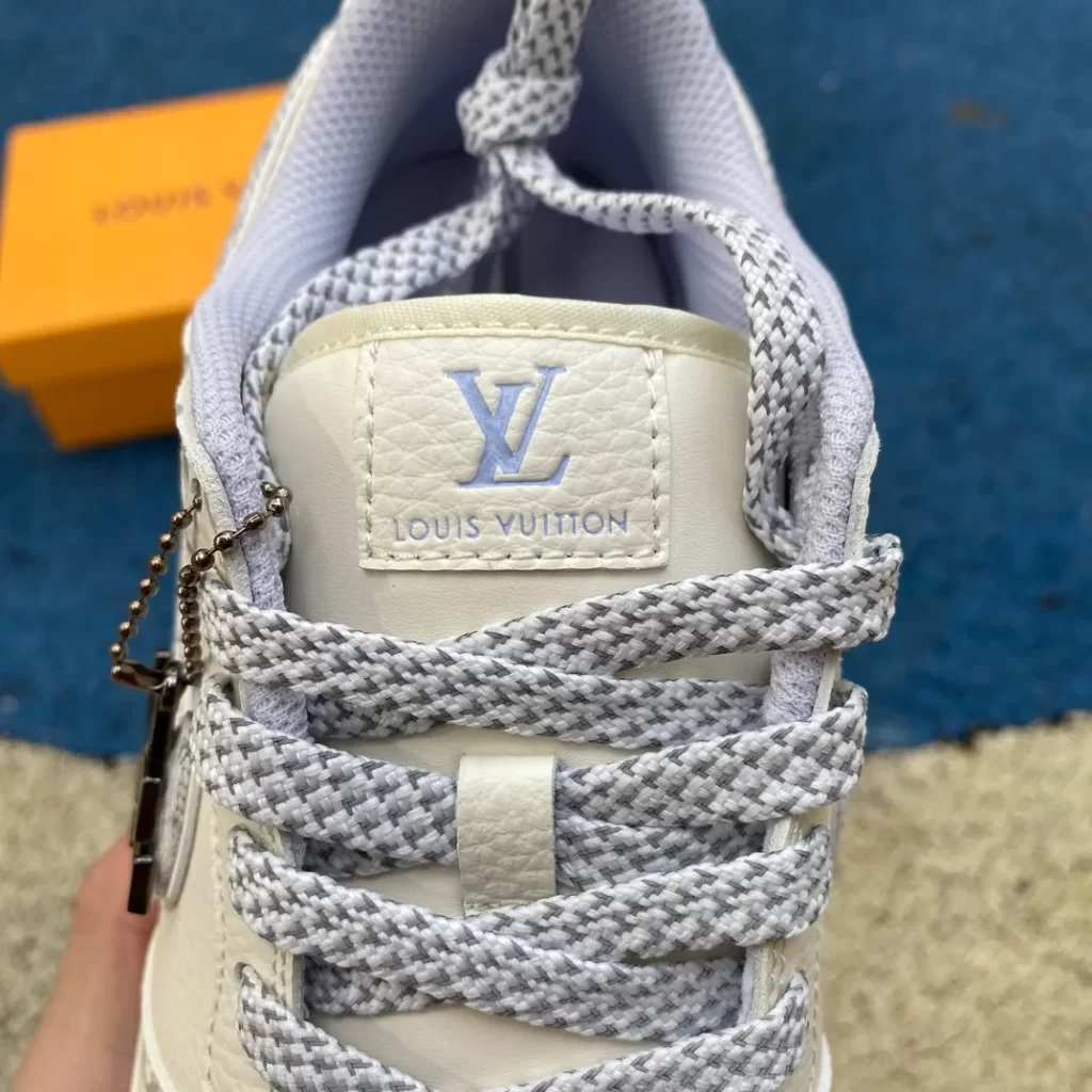 SneakPulse