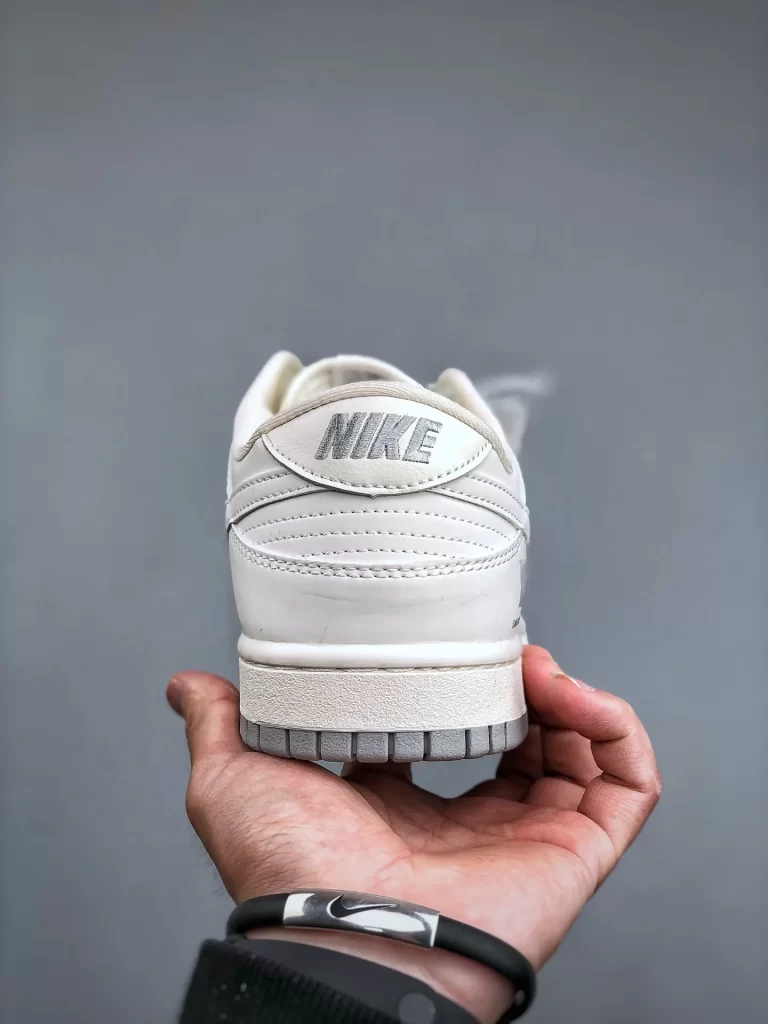 SneakPulse