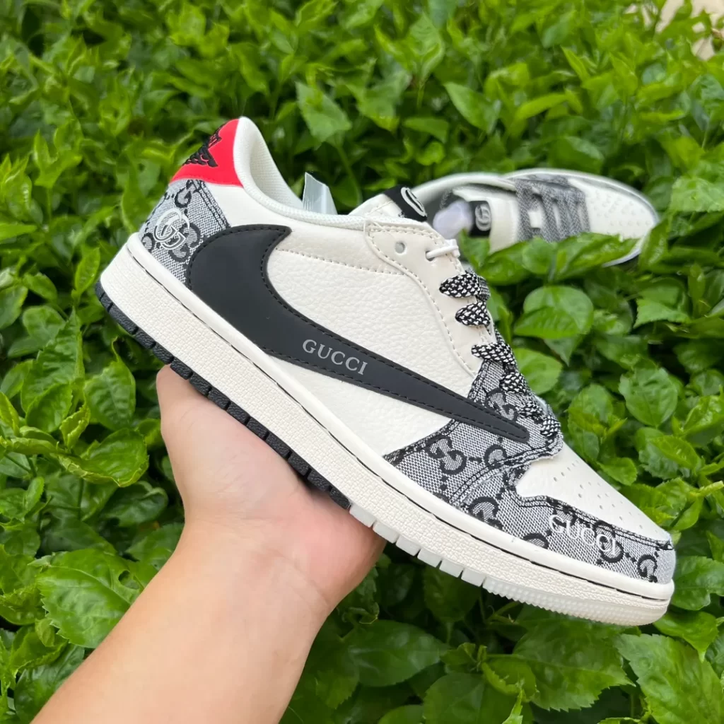 SneakPulse