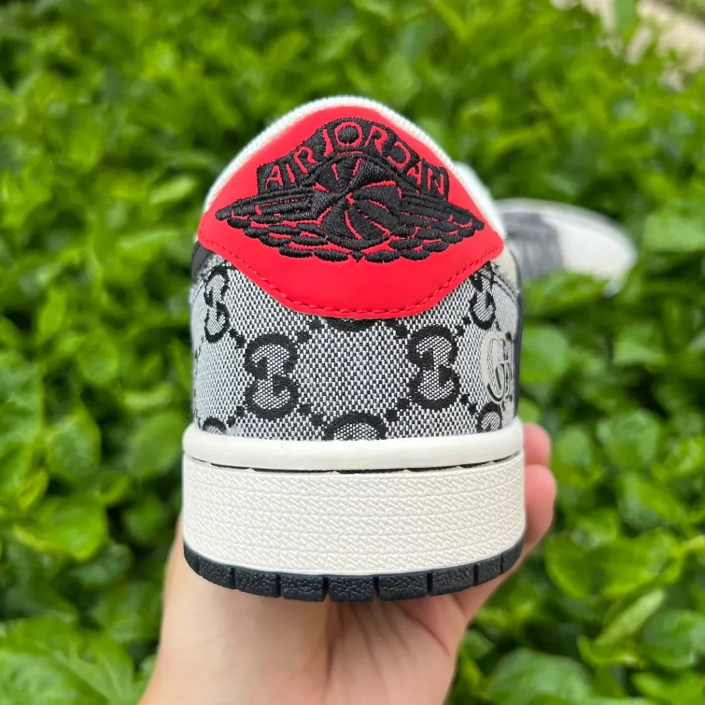 SneakPulse