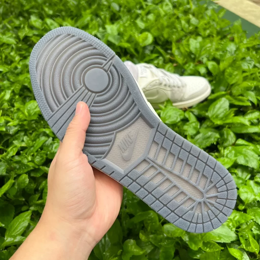 SneakPulse