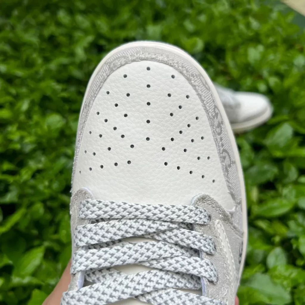 SneakPulse