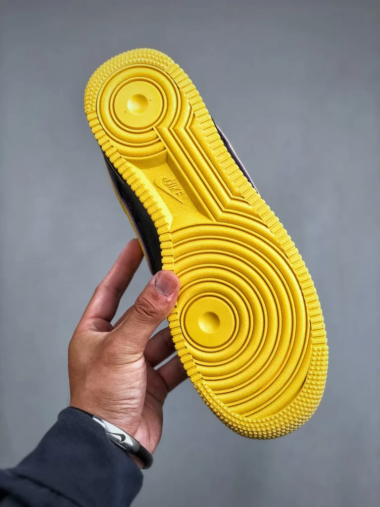 SneakPulse