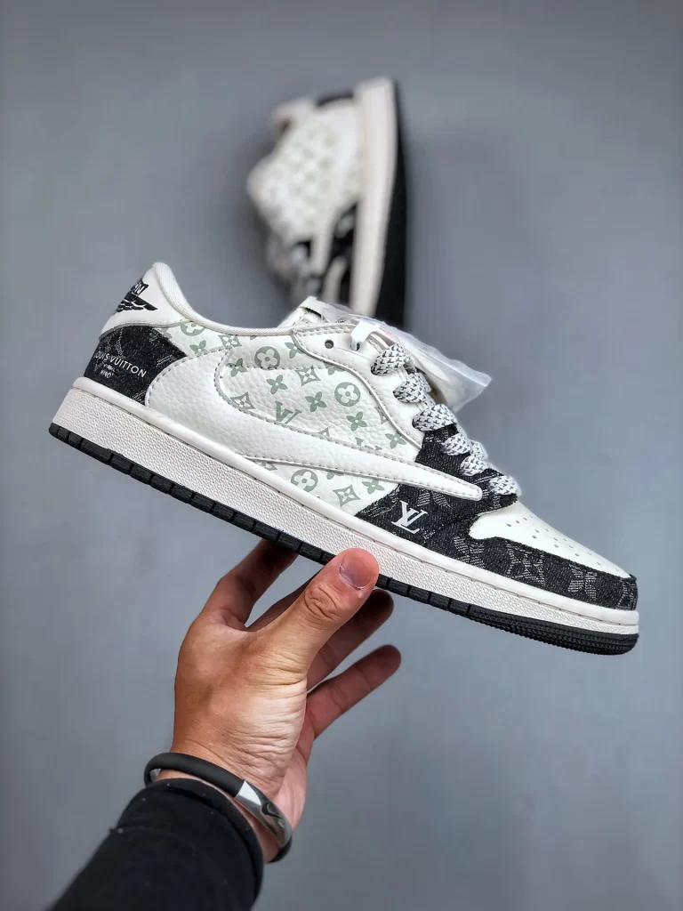 SneakPulse