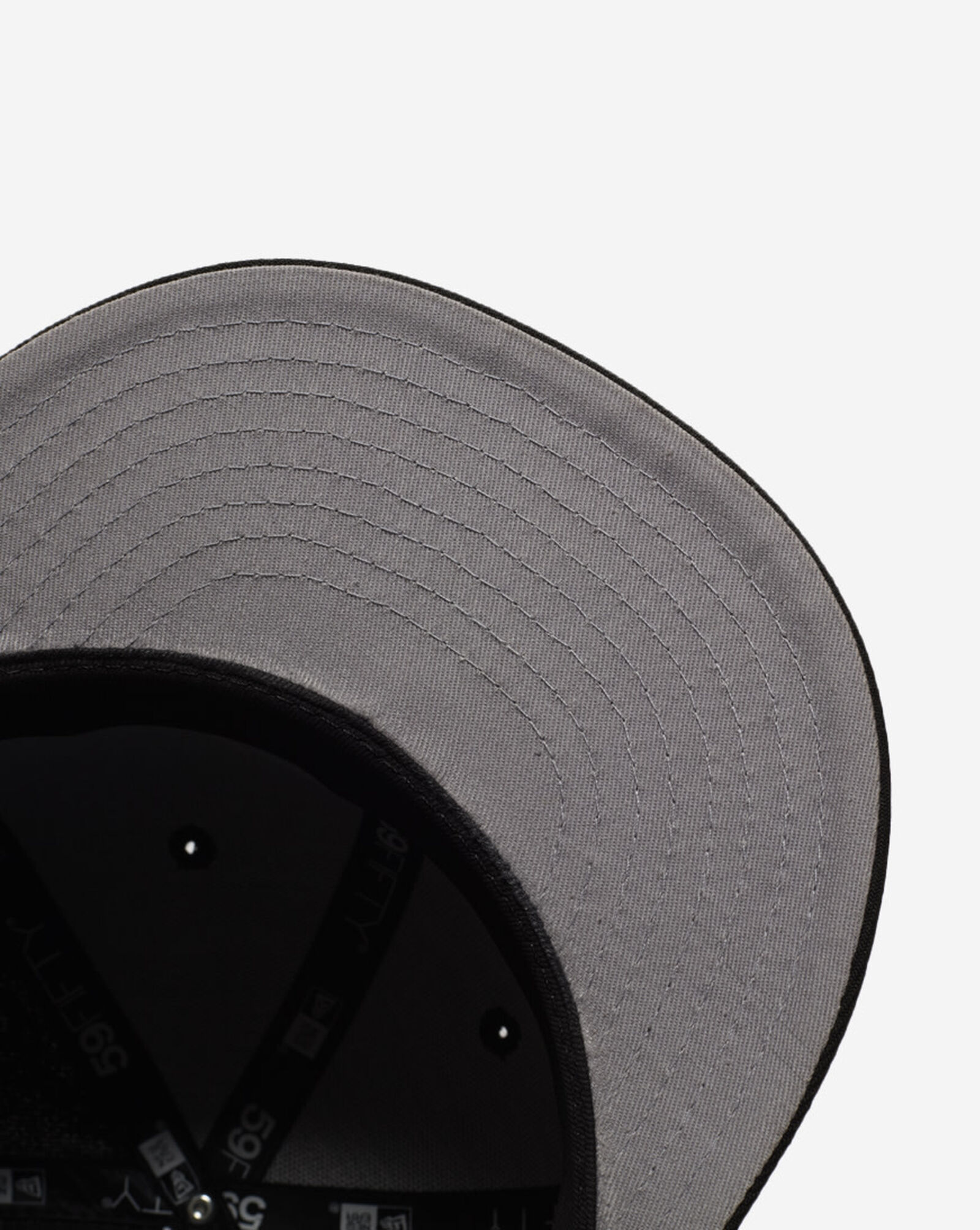 59Fifty Los Angeles Lakers Fitted Hat Black | White 4 59Fifty Los Angeles Lakers Fitted Hat Black | White