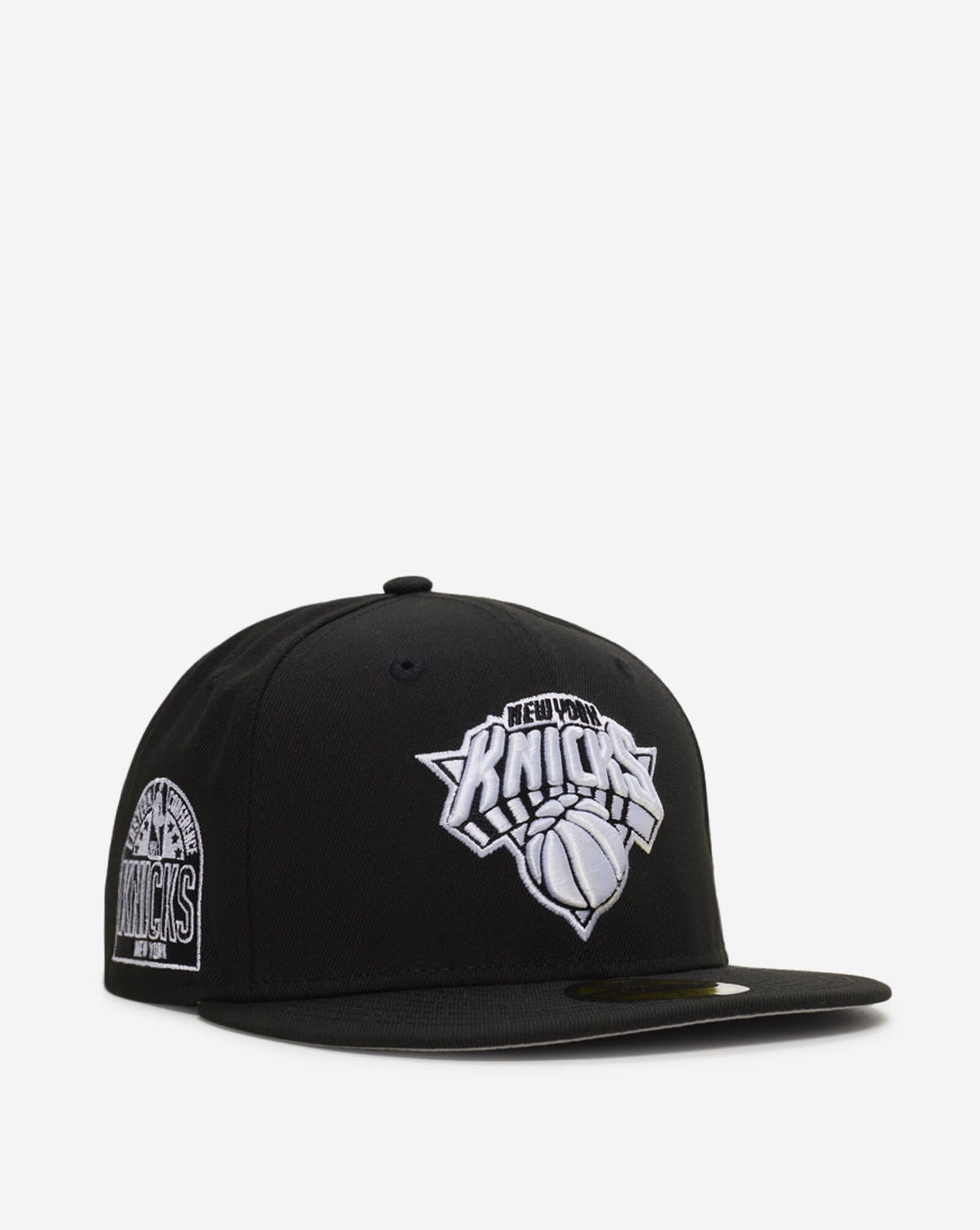 59Fifty New York Knicks Fitted Hat Black | White