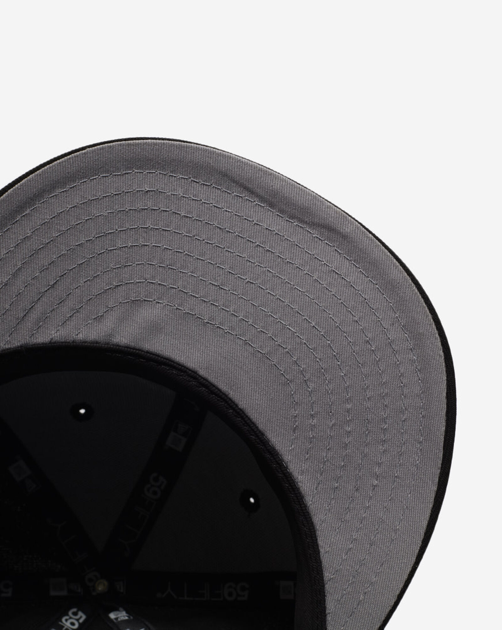 59Fifty Philadelphia 76ers Fitted Hat Black | White 4 59Fifty Philadelphia 76ers Fitted Hat Black | White