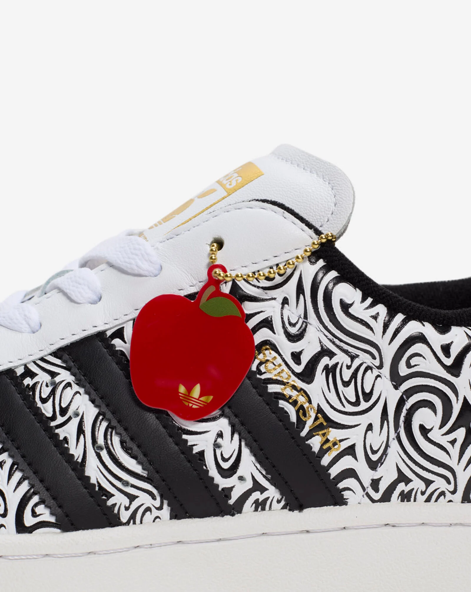 Superstar II NYC White | Scarlet | Green 8 Superstar II NYC White | Scarlet | Green