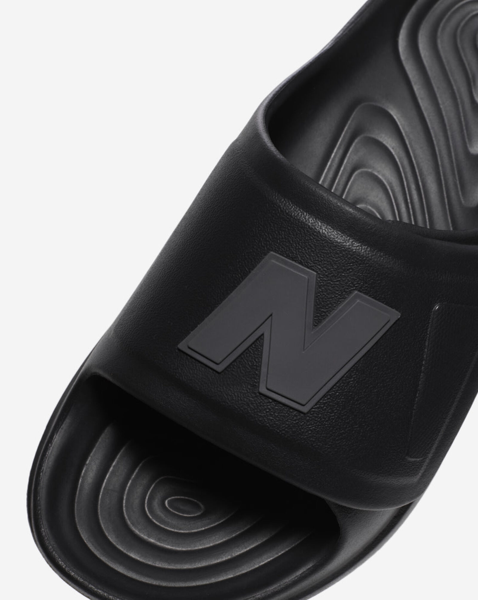 202XA Black | Castlerock