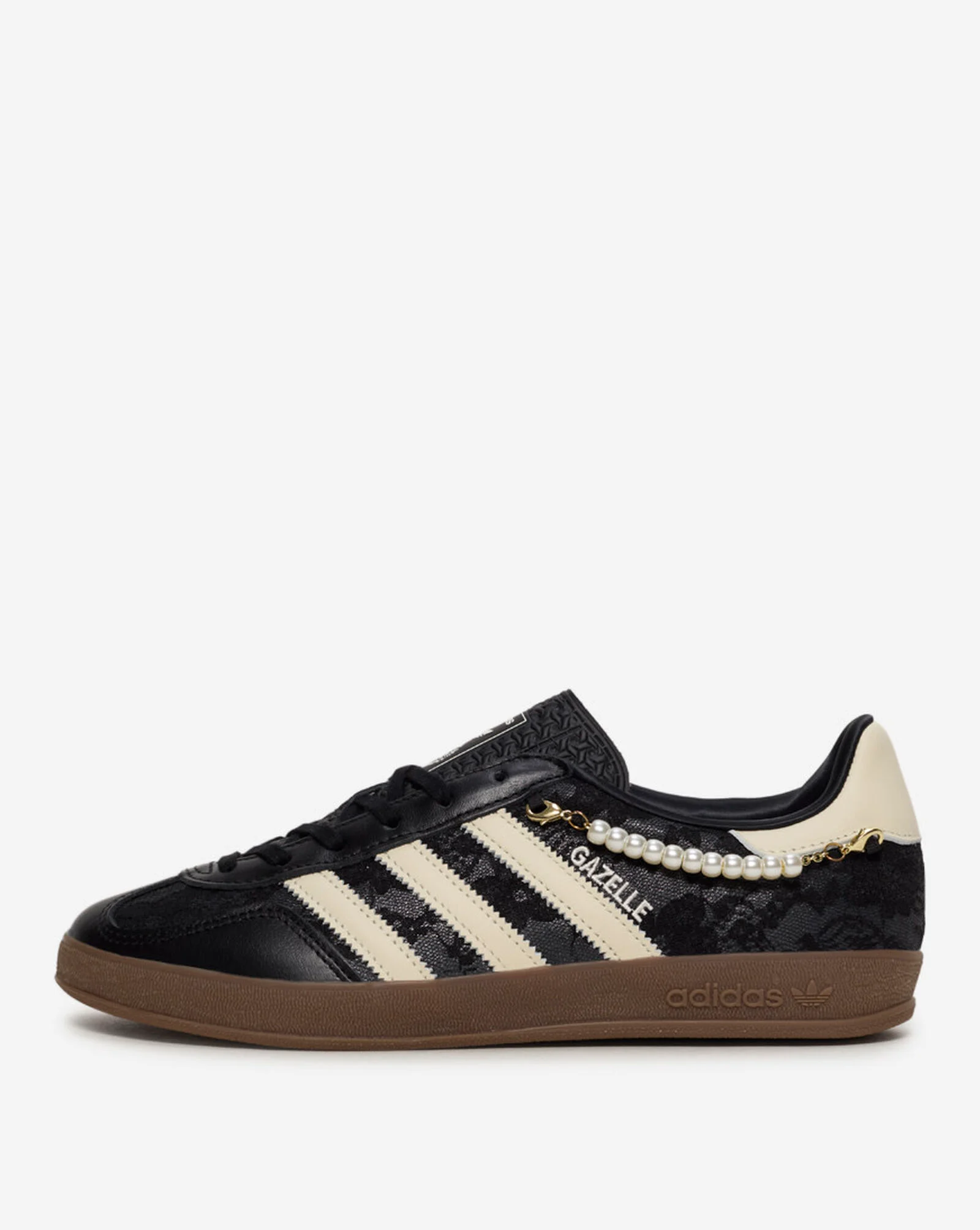 Gazelle Core Black | Cream White