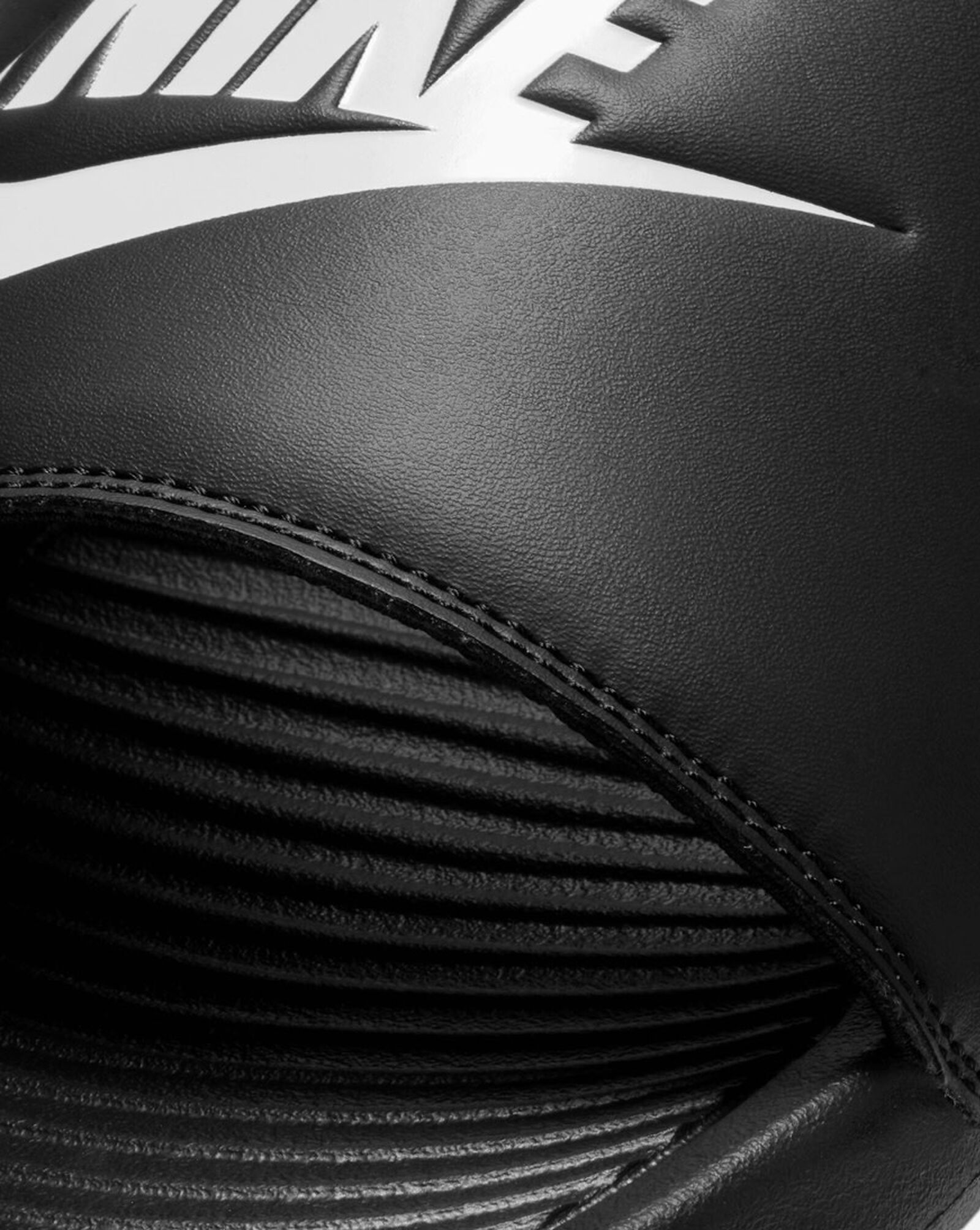 Victori One Slides Black | White