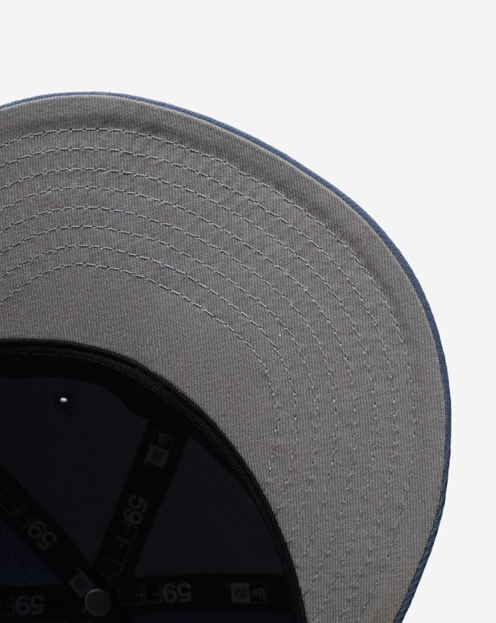 59Fifty Chicago White Sox Metallic Fitted Hat Blue