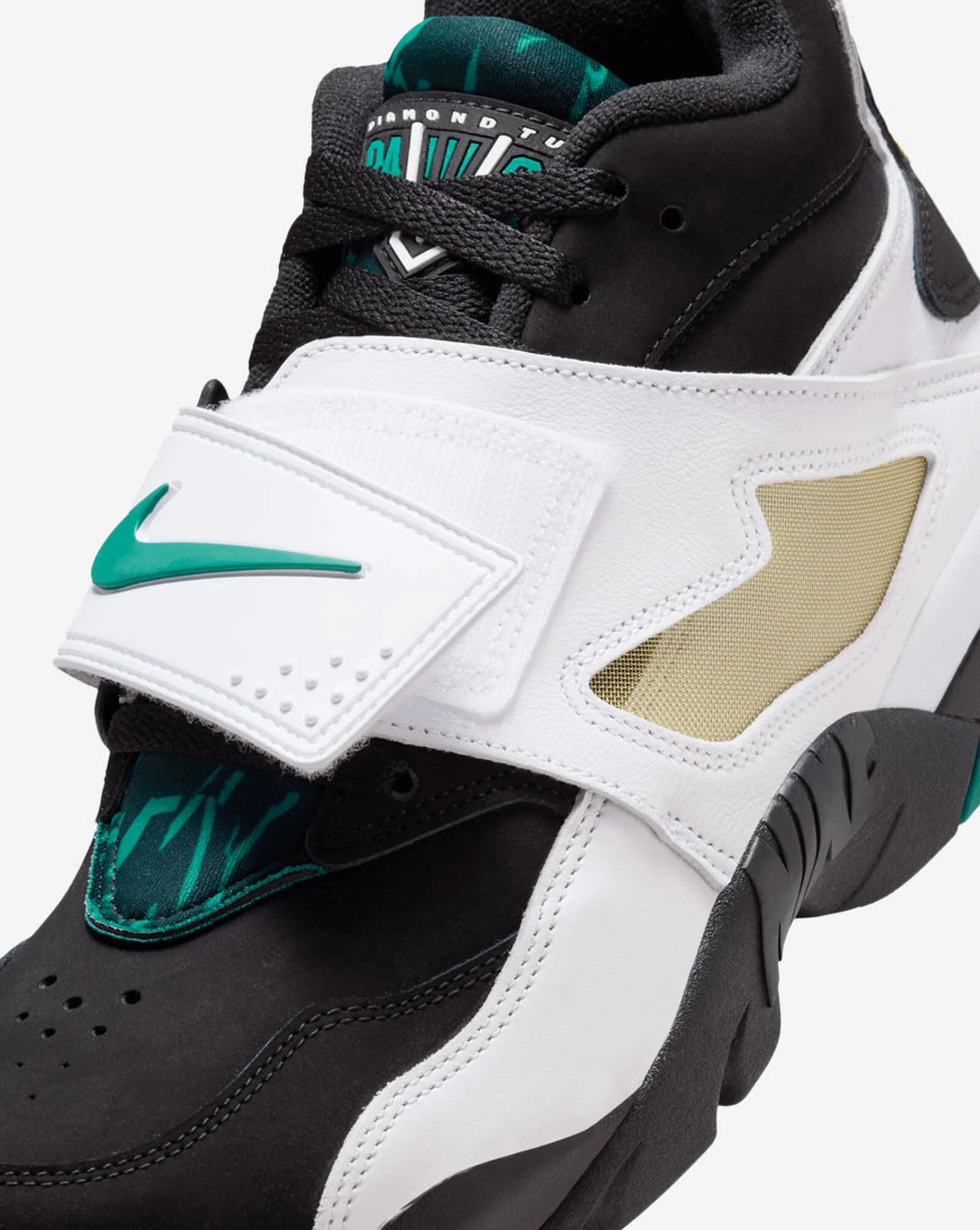 Air Diamond Turf Black | Mystic Green | White