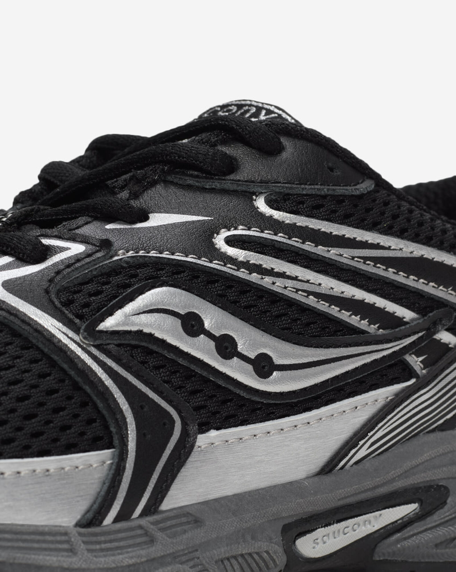 Grade School Ride Millennium Black | Silver