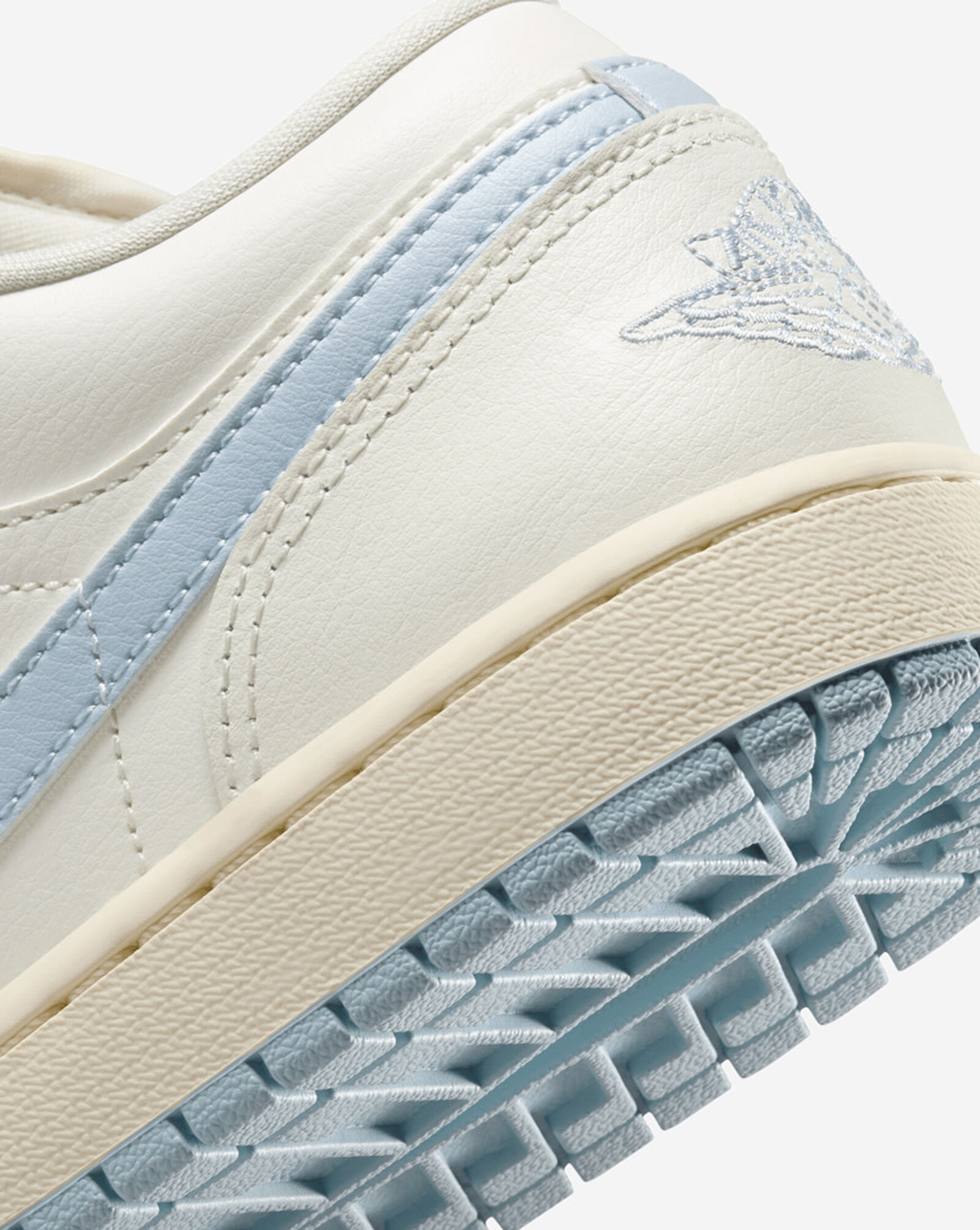 Air Jordan 1 Low Sail | Ghost | Coconut Milk 8 Air Jordan 1 Low Sail | Ghost | Coconut Milk