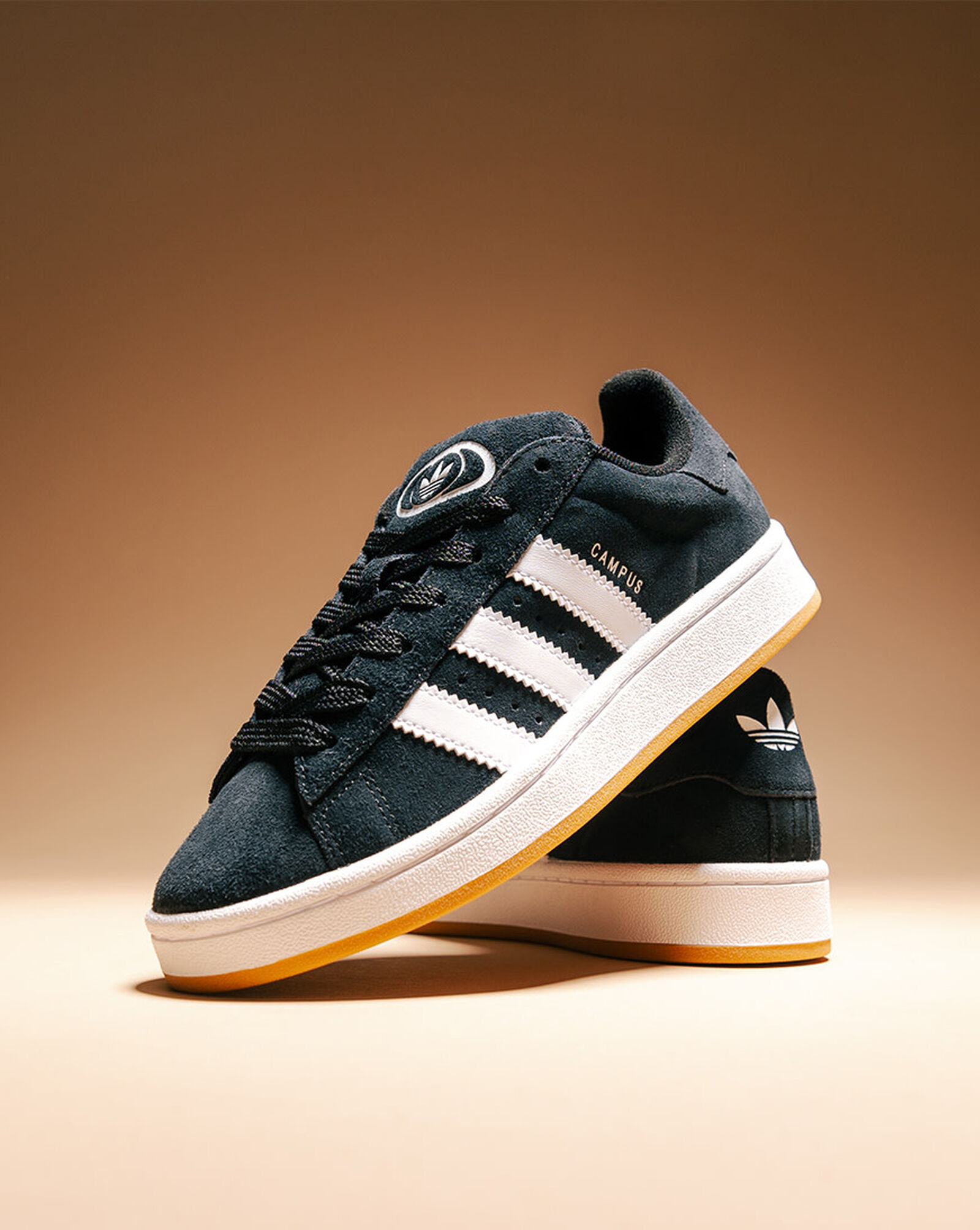 Grade School Campus 00s Core Black | White