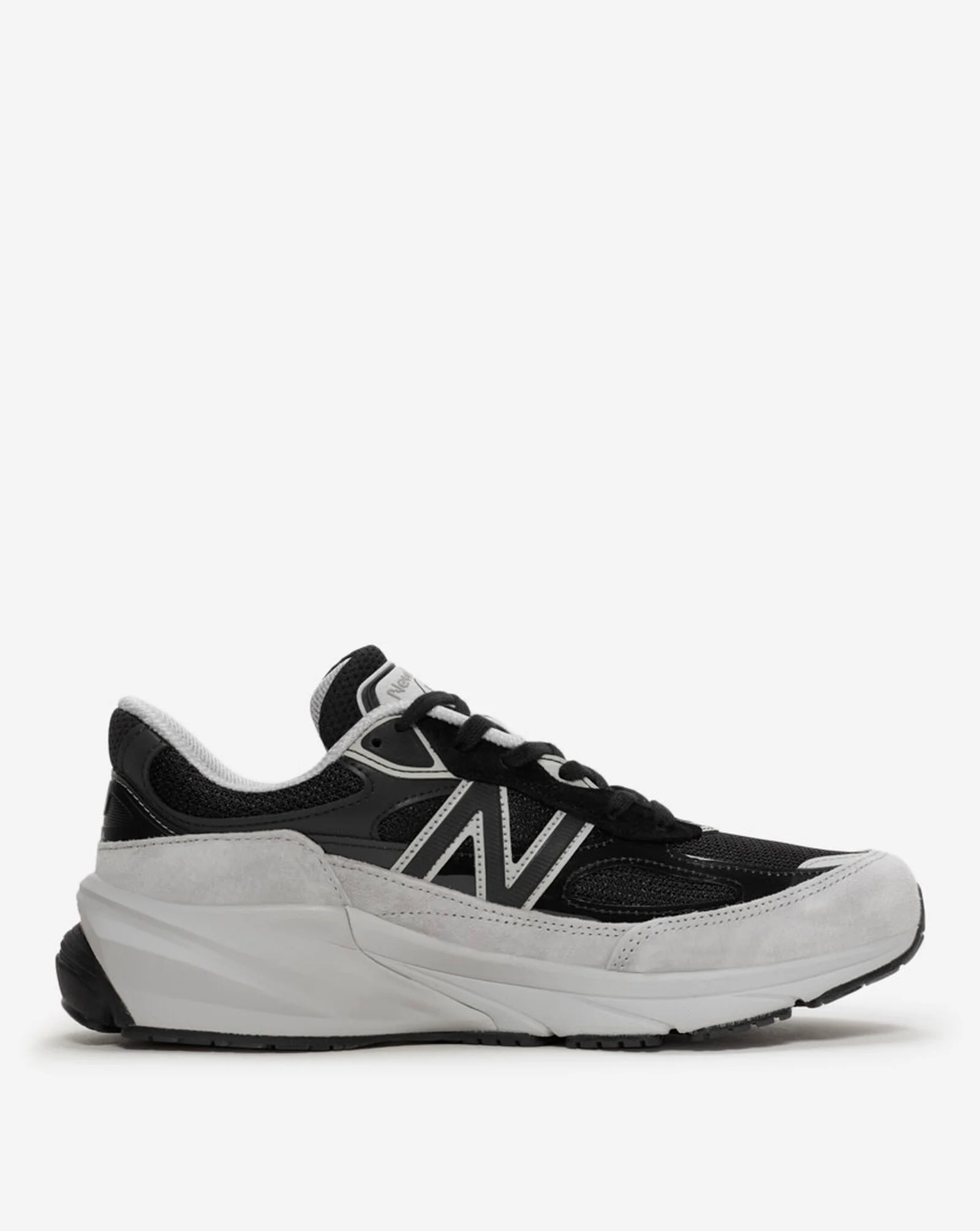 990v6 Black | Grey