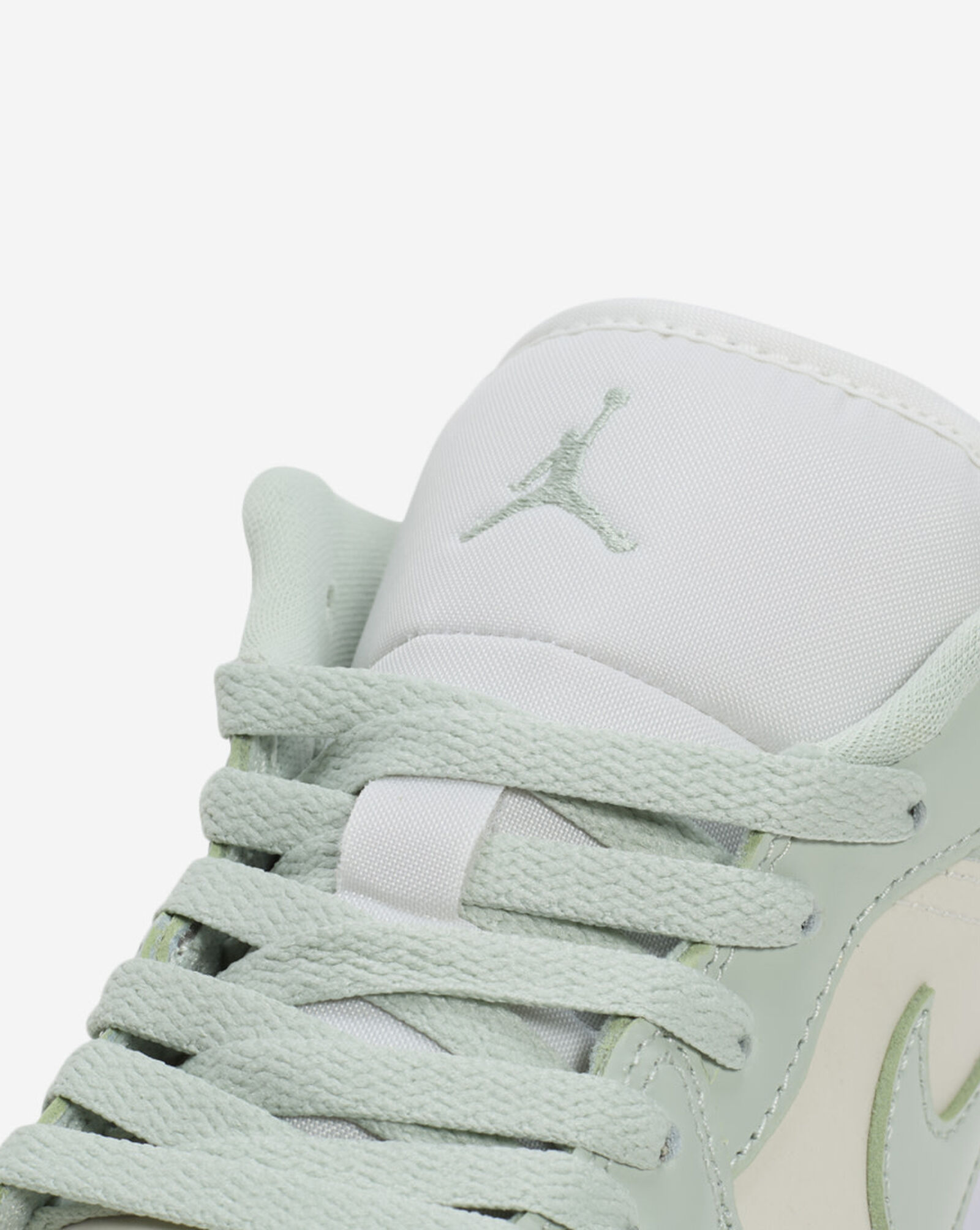 Air Jordan 1 Low SE Sail | Seafoam | Metallic Silver | White